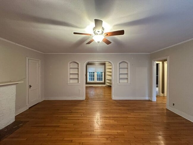 Photo - Available Now! 2 Bedroom 1 Bath Unit in Central Tyler! *LEASE UP*