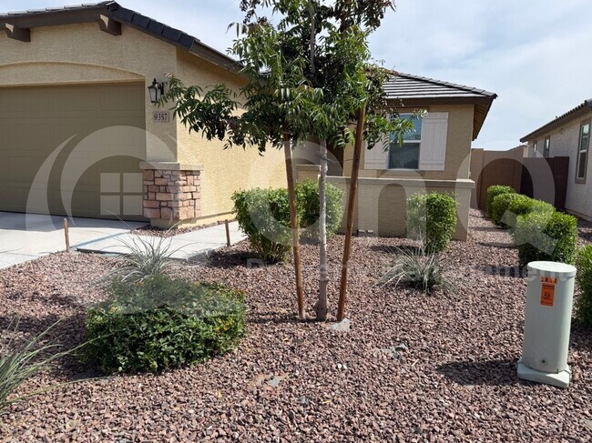 Photo - 9357 W Glenrosa Ave