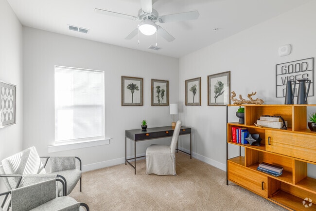2BR, 2BA - 1,060SF - Second Bedroom