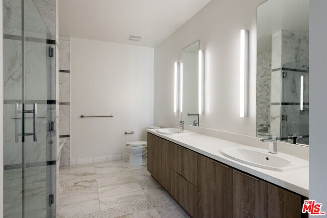 Photo - 3425 W Olive Ave Unit 471