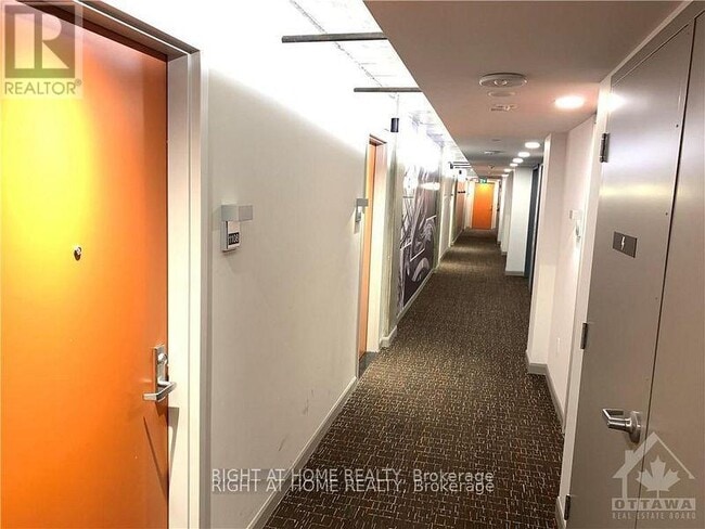 Photo - 105 Champagne Ave S Unité 1108