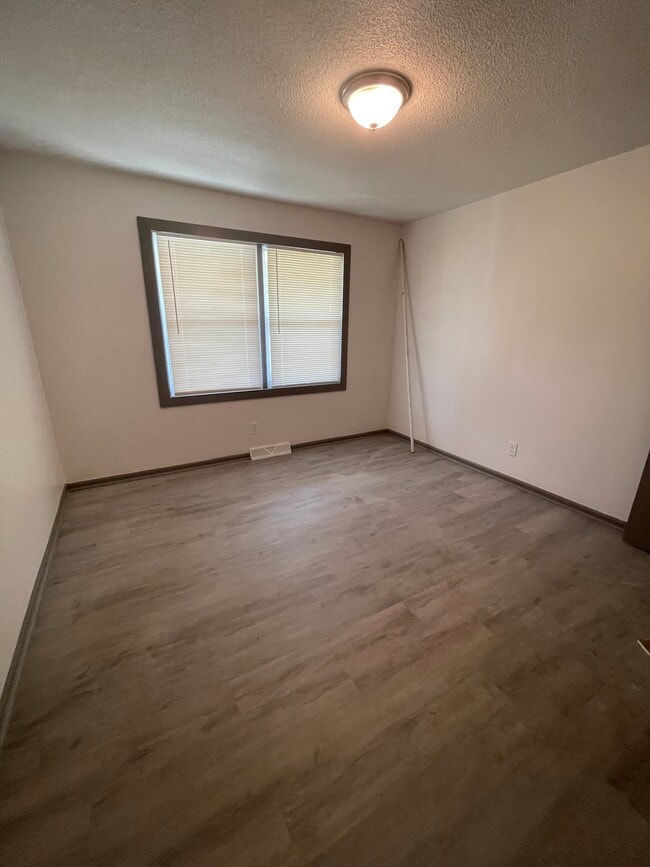 Photo - 1608 N 59th Plz