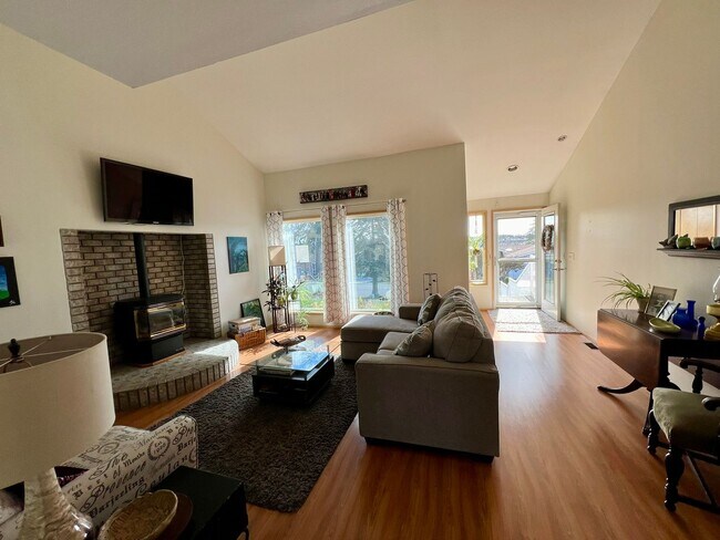 Photo - 3 Bd., 2 Ba., in Birch Bay Sea Links Gated Community