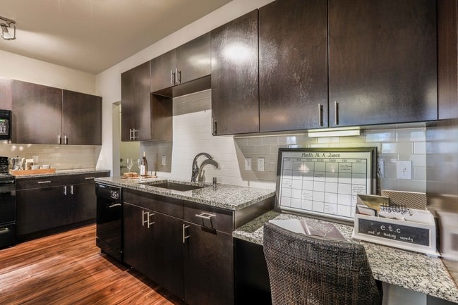 Photo - Bell Ken-Caryl