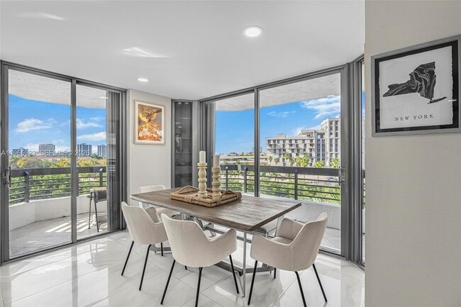 Photo - 3500 Mystic Pointe Dr