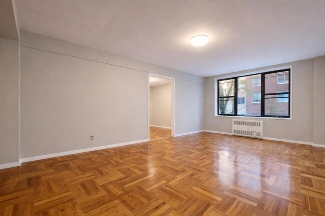 Photo - 525-527 Riverdale Avenue Unit 3G