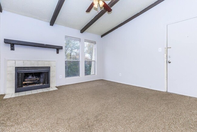 Photo - 2750 Waggoner Ave Unit #2750