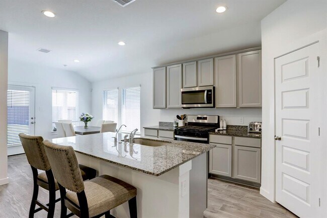 Photo - 4003 Beltingham Bend Wy