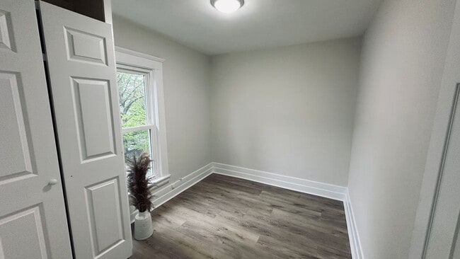 Photo - 7 Havens Ave