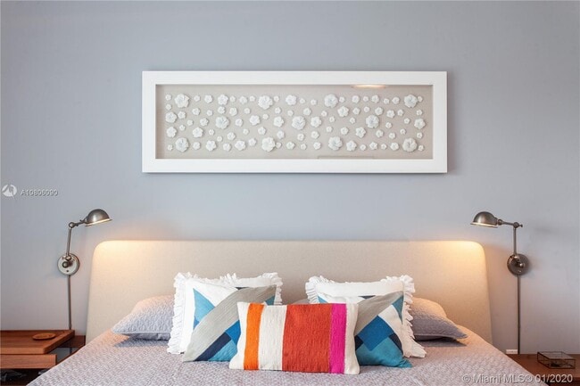 Photo - 9400 W Bay Harbor Dr