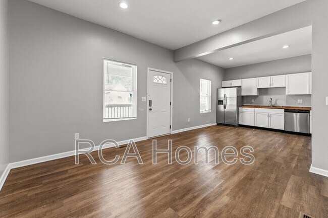 Photo - 118 N State Ave Unidad A