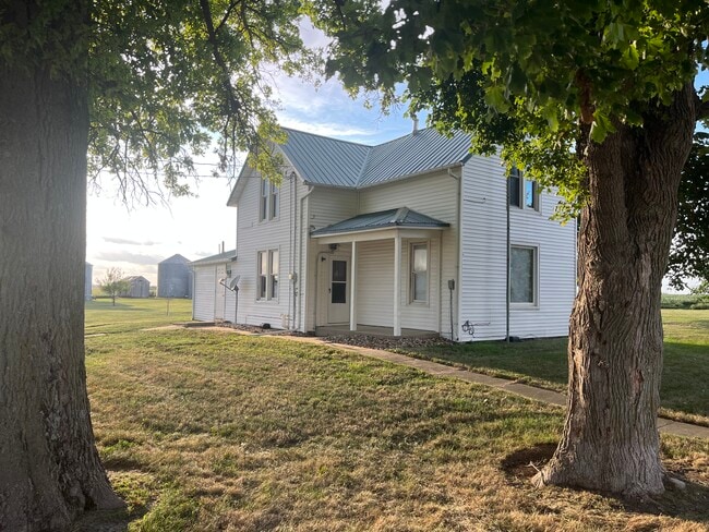 Country Home - 3195 290th St