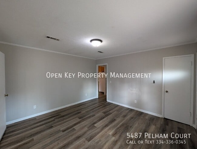Photo - 5487 Pelham Ct