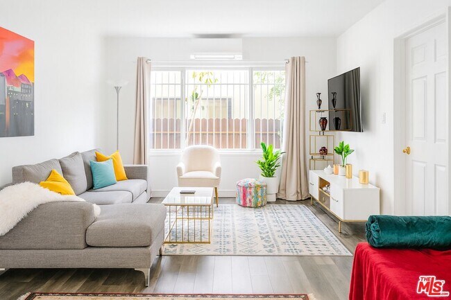 Building Photo - 11670 Sunset Blvd Unit 104