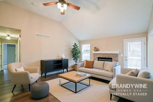 Photo - 914 SW Foxtail Dr