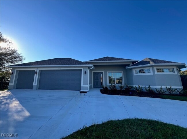 Building Photo - 4012 Country Club Blvd Rental