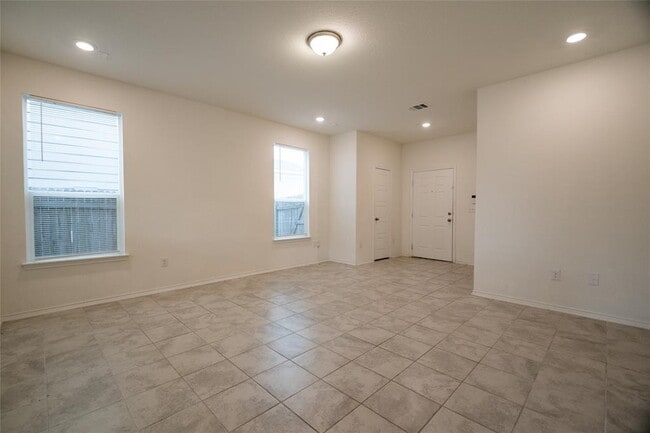 Photo - 6412 Carriage Pines Dr