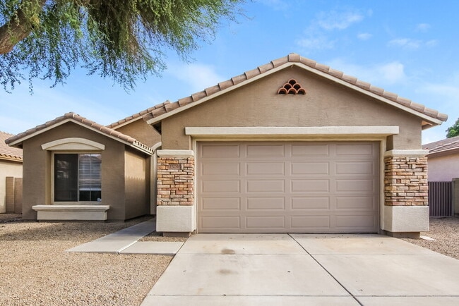 Building Photo - 15248 W Port Royale Ln