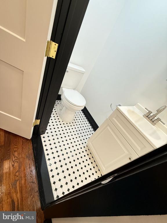 Photo - 412 Center Ave