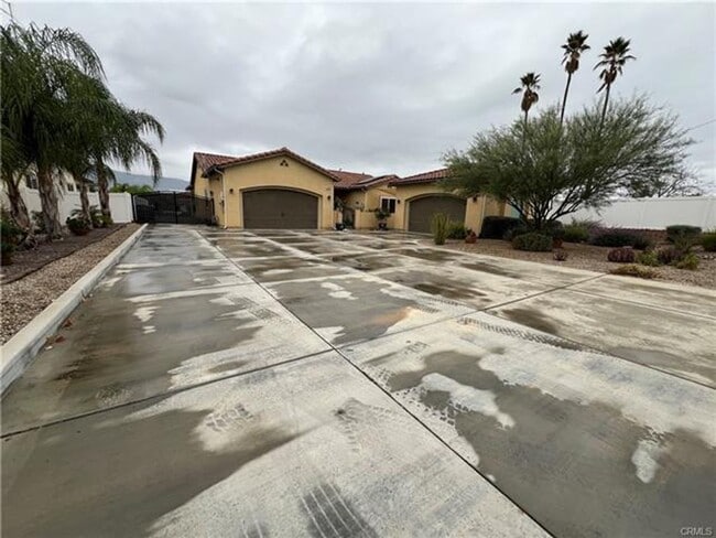 Building Photo - One-of-a-kind single-story home