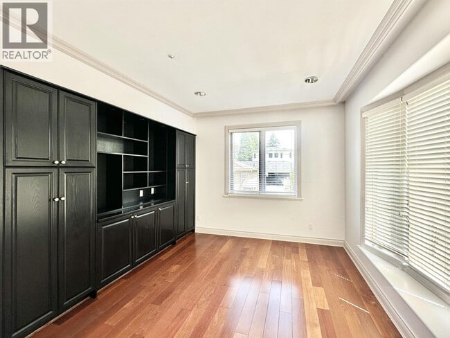 Photo - 883 W 52nd Ave