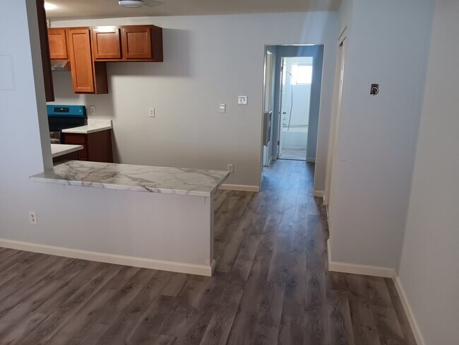 1585 Pacific Ave Unidad 2