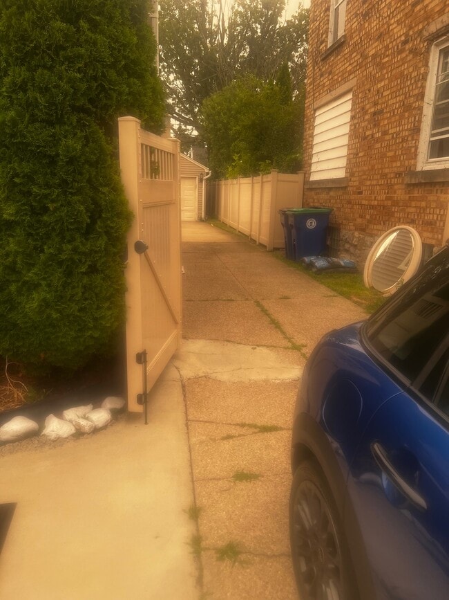 Photo - 4383 Bailey Ave