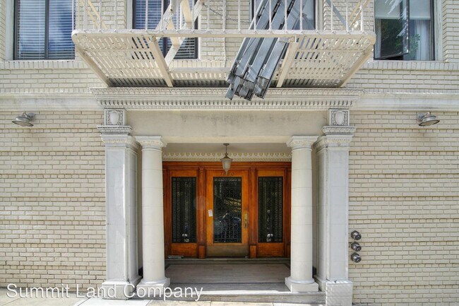 Photo - 1860 Jackson St