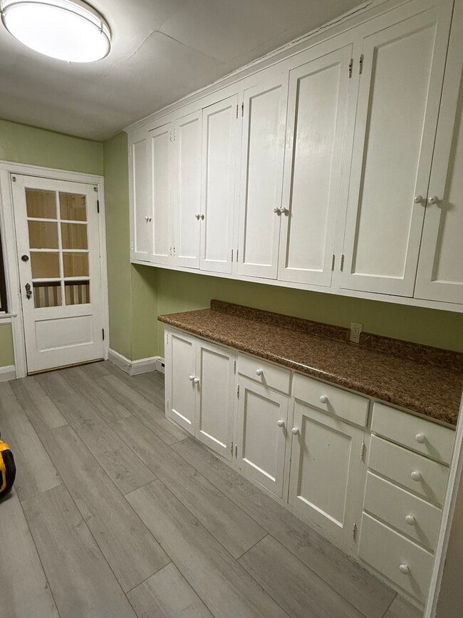 Photo - Brownstone Flats Unit 5
