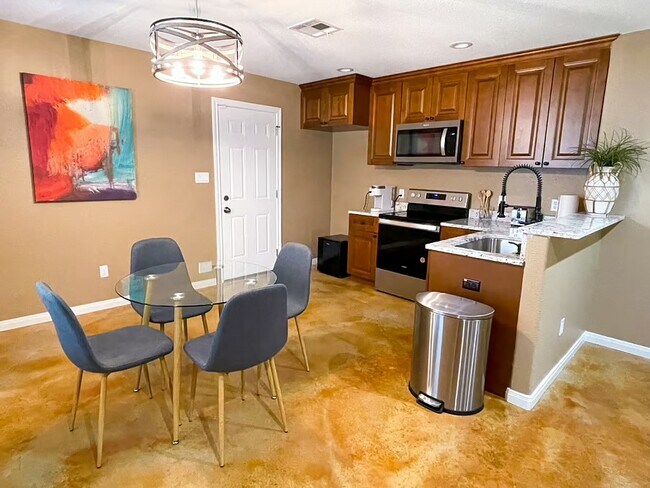 Photo - 1108 N 9th St