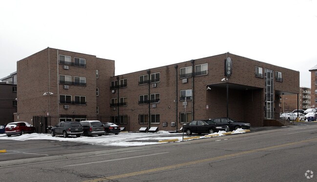 1,190 del sur de Bellaire Apartaments - 1190 S Bellaire