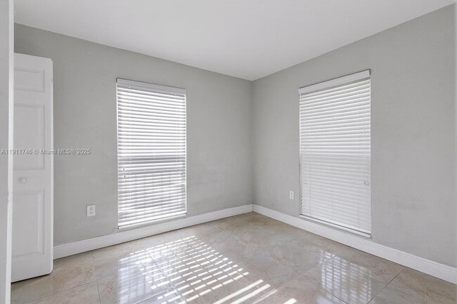 Photo - 241 S Royal Poinciana Blvd Unit 206