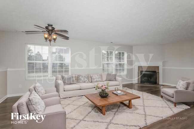 Photo - 2608 Liatris Dr