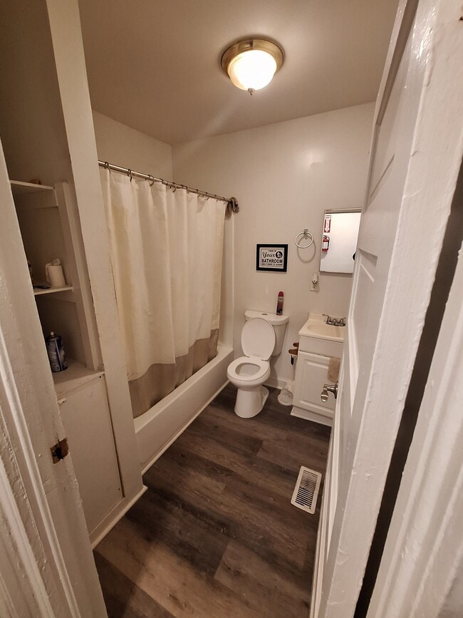 Photo - 125 Collins Ave House