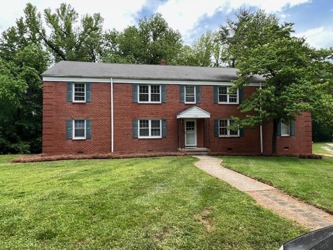 Building Photo - 1208 Whilden Pl Unit Apt. A