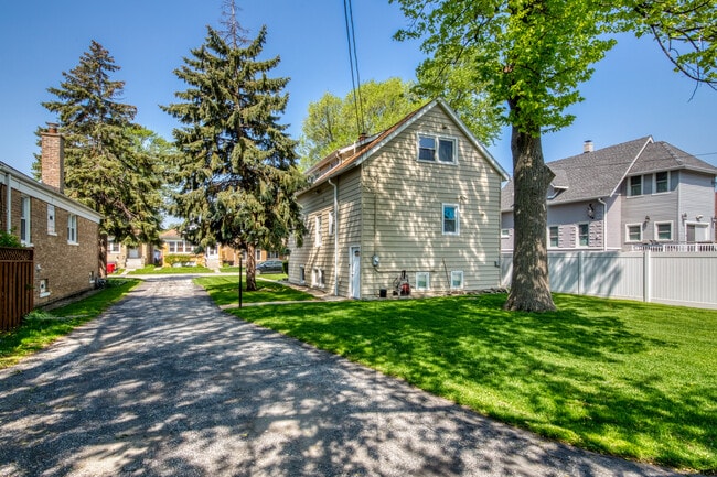 Photo - 3717 Highland Ave