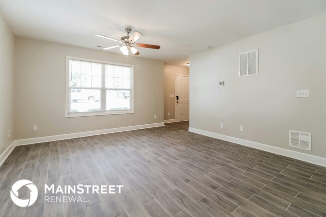 Photo - 1852 Mayridge Ln