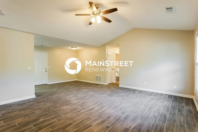 3 Bedroom Pet-Friendly Home in Rockmart, GA with Main Street Renewal