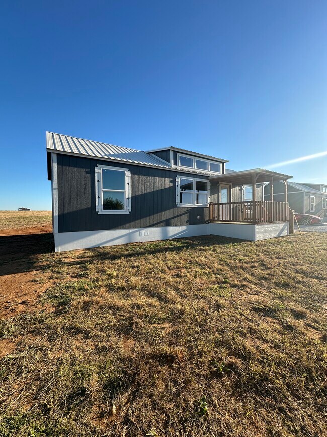 Photo - 120 Hill County Rd 4105