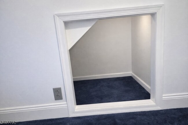 Photo - 95 Cedar Hill Ave