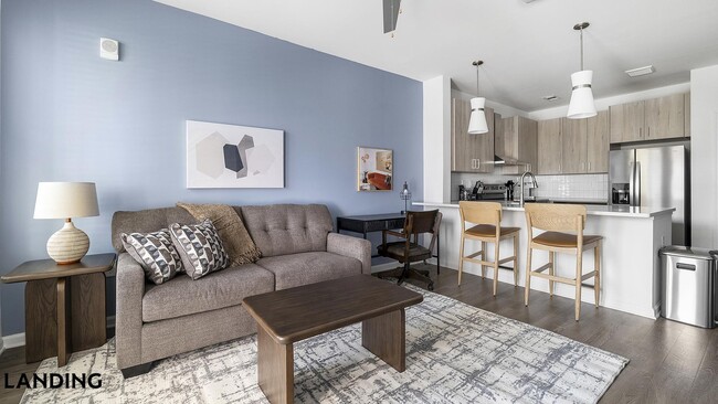 Building Photo - 2800 Milan Ct