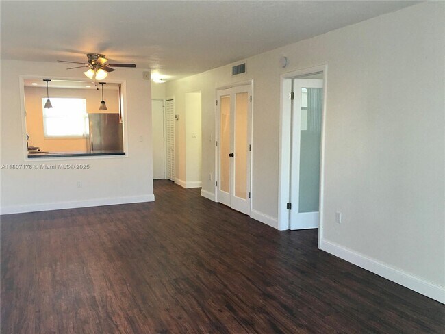 Photo - 716 Michigan Ave Condo Unit 402