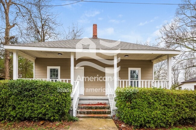 Building Photo - 912 Georgia Ave