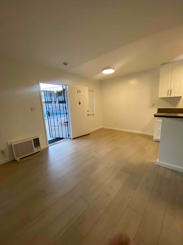 Photo - 444 E Rowland St Unidad 20