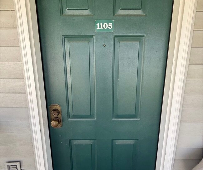 Photo - 15 S Shafer St Unit 15 South Shafer Street Apt 1105