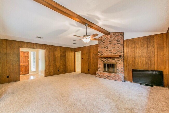 Photo - 3 BEDROOM, NORTH BELTON