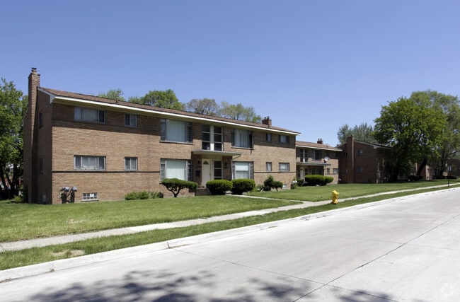 Miller Greens Apartments - Miller Greens Apartments