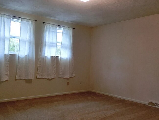 Photo - 1230 Ben Avon St Unit 1230 Ben Avon Street