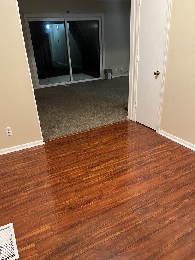 Photo - 1138 Ferndale Ave Townhome