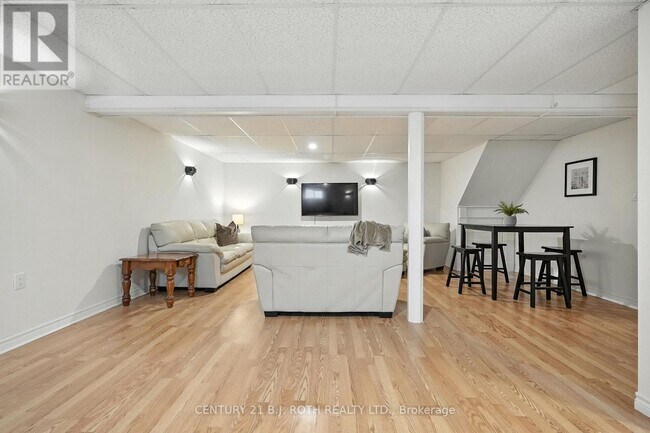 Photo - 41 Market St